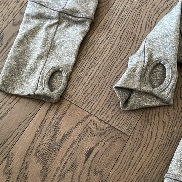 Lululemen grey very good used condition - Picture 2 of 6